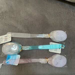 One long handled shower bath foot brush